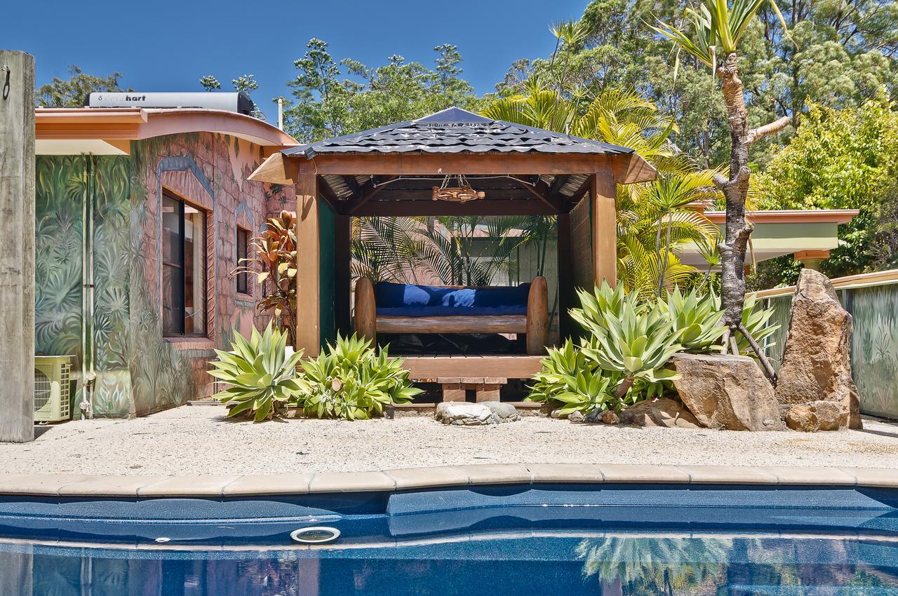 Noosa Edge Nudist Retreat Bed & Breakfast Doonan Exterior photo