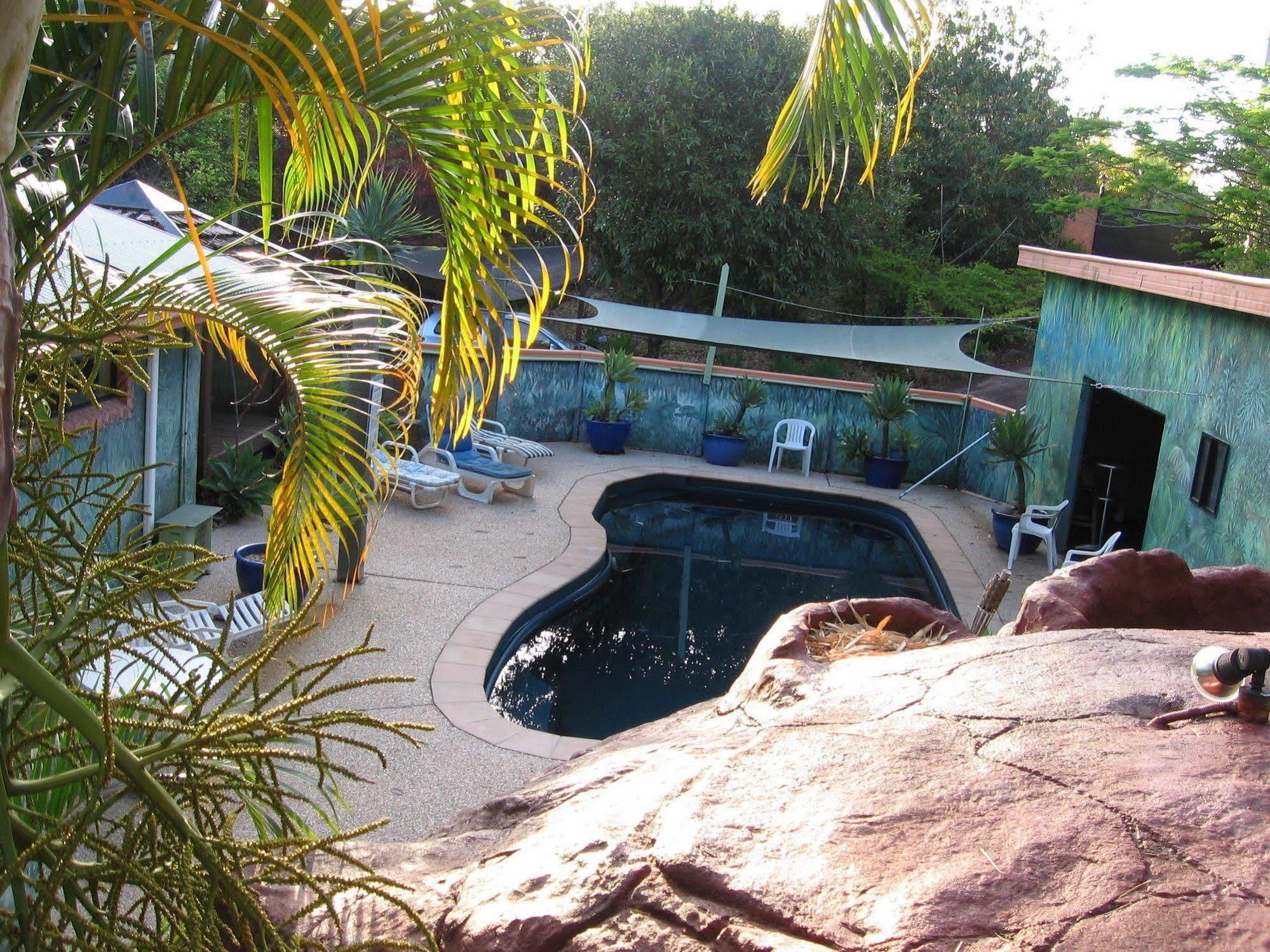 Noosa Edge Nudist Retreat Bed & Breakfast Doonan Exterior photo